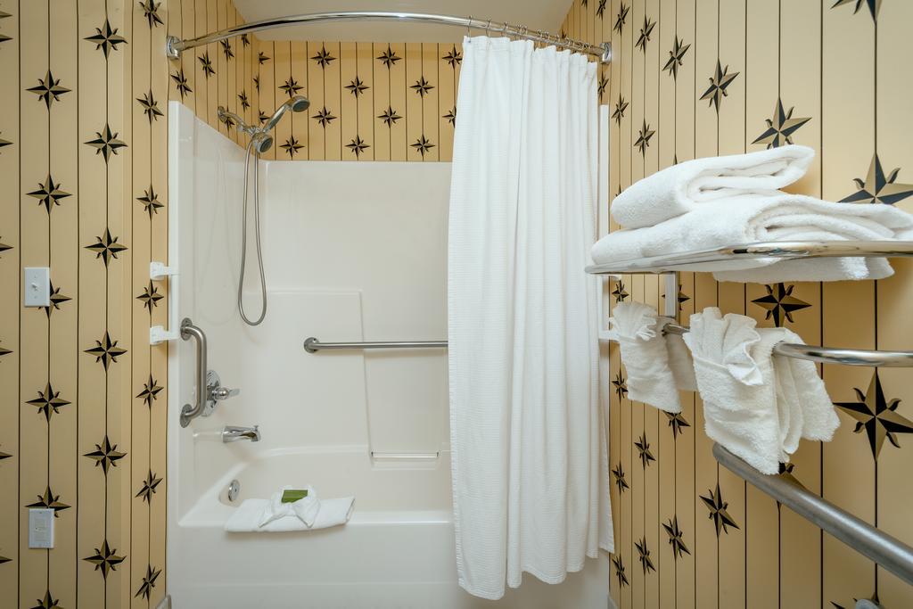 Plaza Inn & Suites At Ashland Creek Exteriör bild