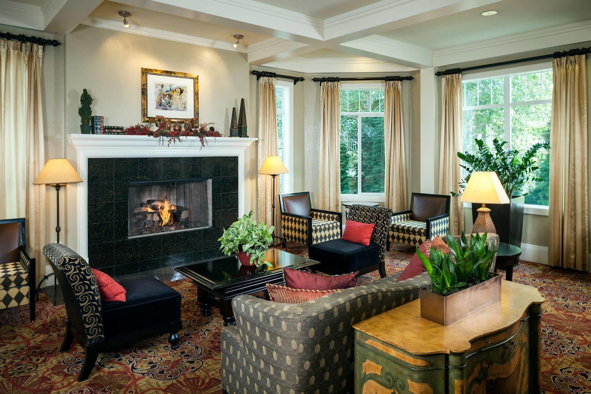 Plaza Inn & Suites At Ashland Creek Exteriör bild